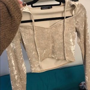 Long sleeve velvet crop top